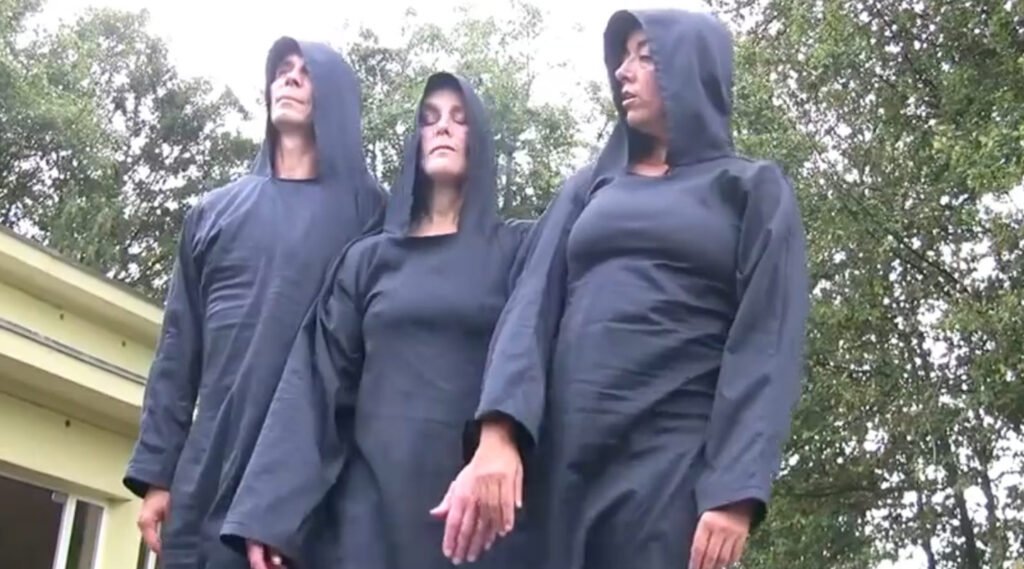 corps-associes-costume-caroline-fainke-6